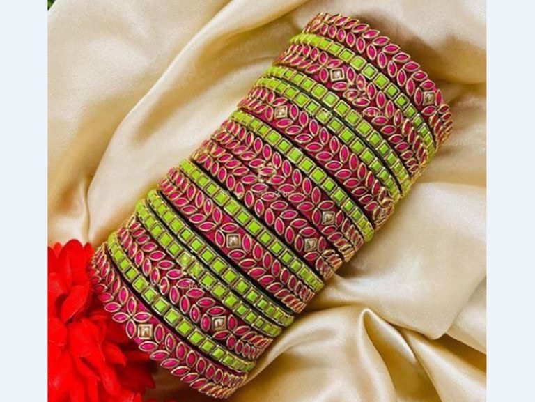 Handmade Kundan bangles